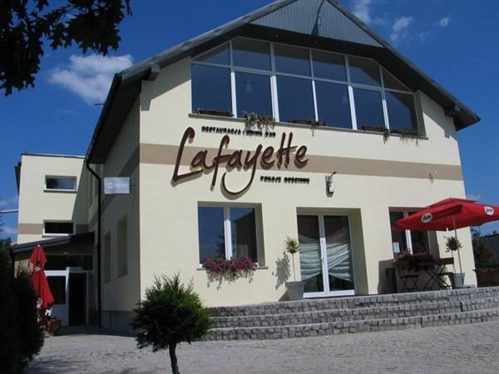 Restauracja Lafayette Pokoje Goscinne Zelow Exterior photo